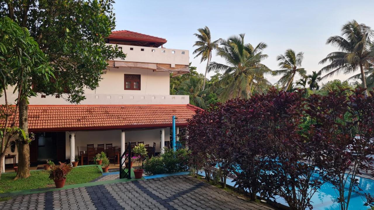 Villa Talpe Luaran gambar